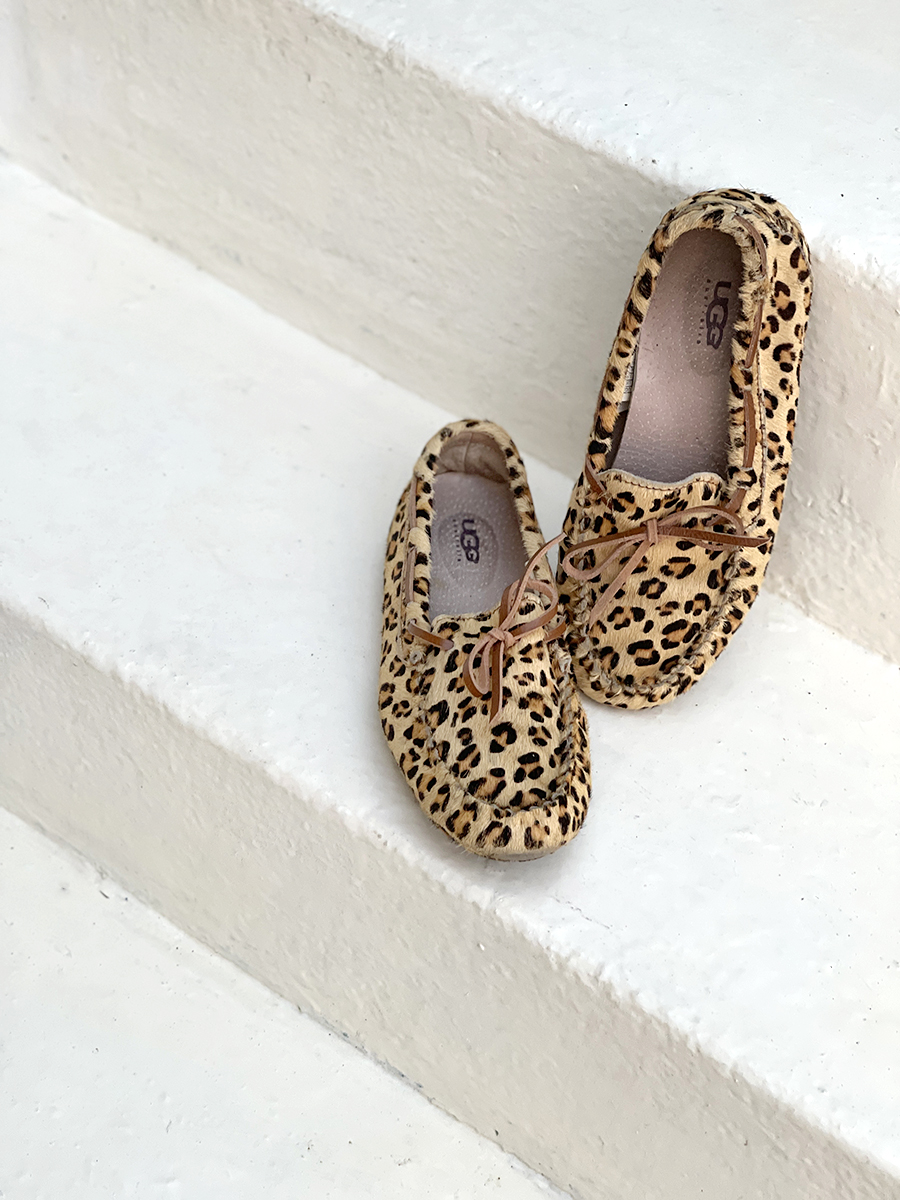 [50% pricedown] UGG Leopard moccasin (230)